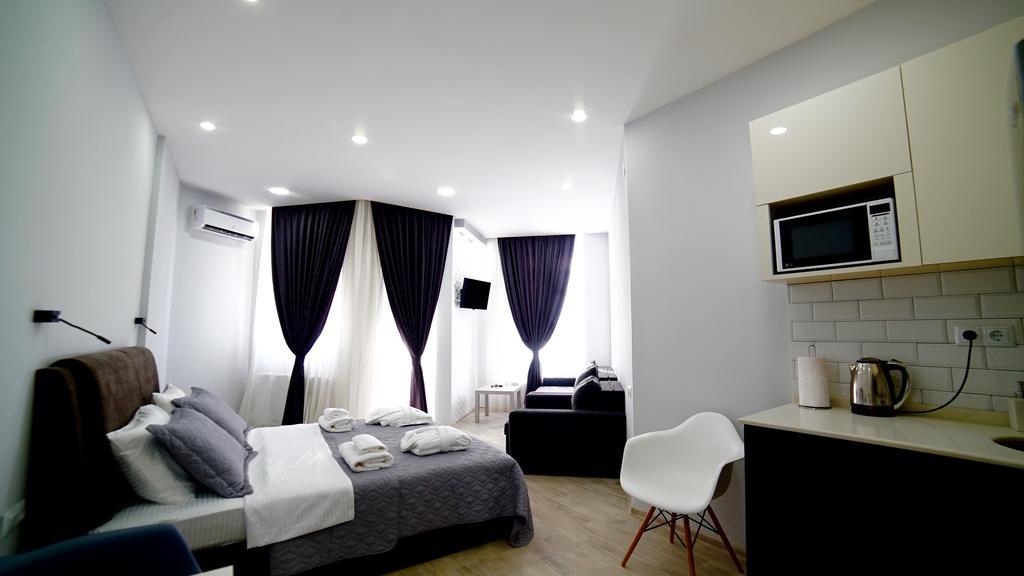 Queen Tamara Apartment Батуми Екстериор снимка