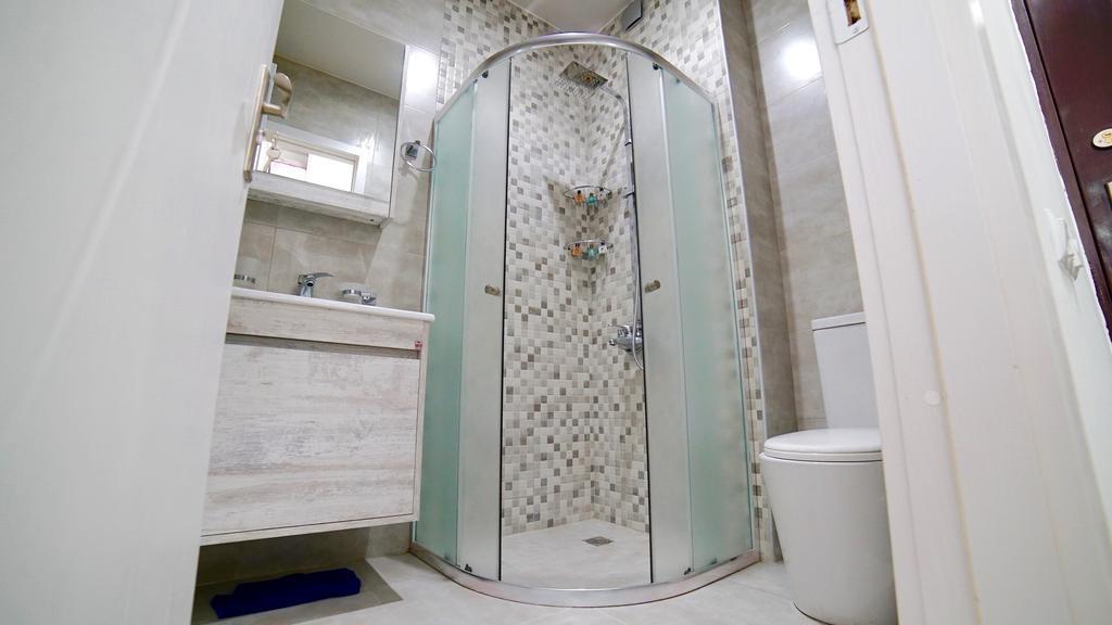 Queen Tamara Apartment Батуми Екстериор снимка
